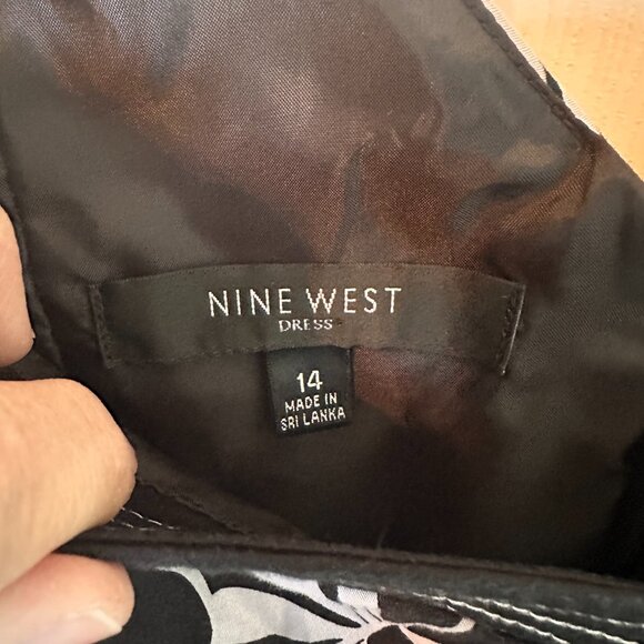 D-2 Nine West Georgette Collar Black & White Floral A-line Rockabilly dress S 14 - Picture 3 of 4